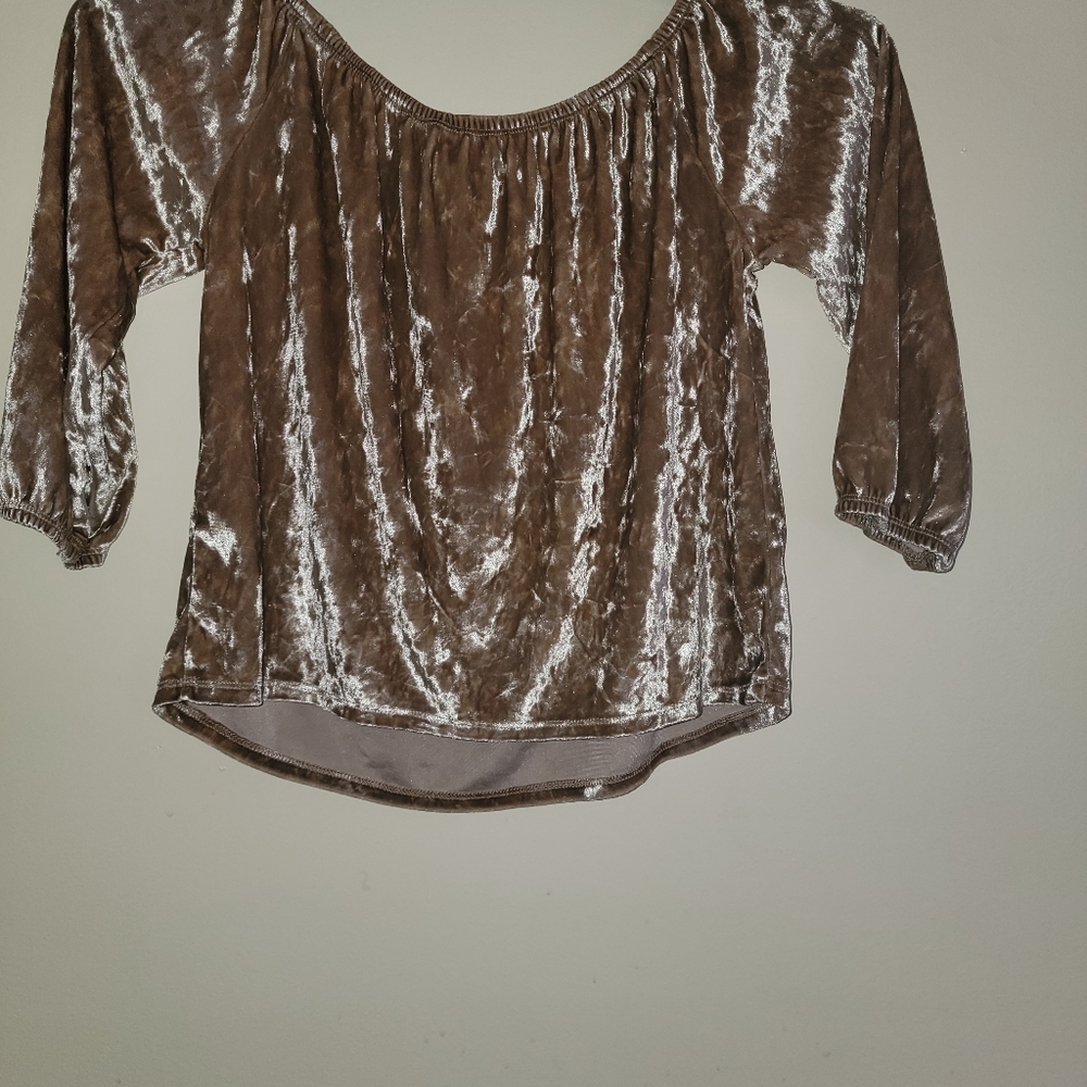 Hollister Croptop - Picture 3 of 4